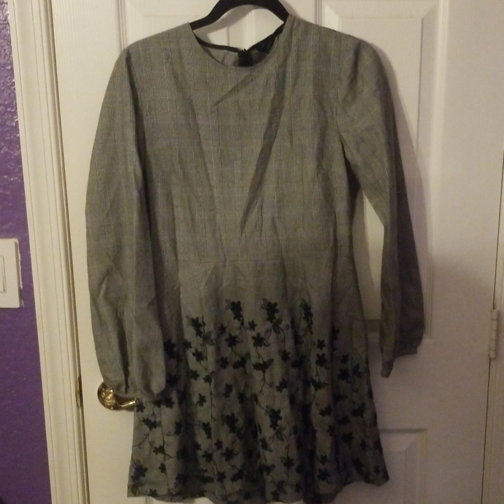 Long sleeve dress